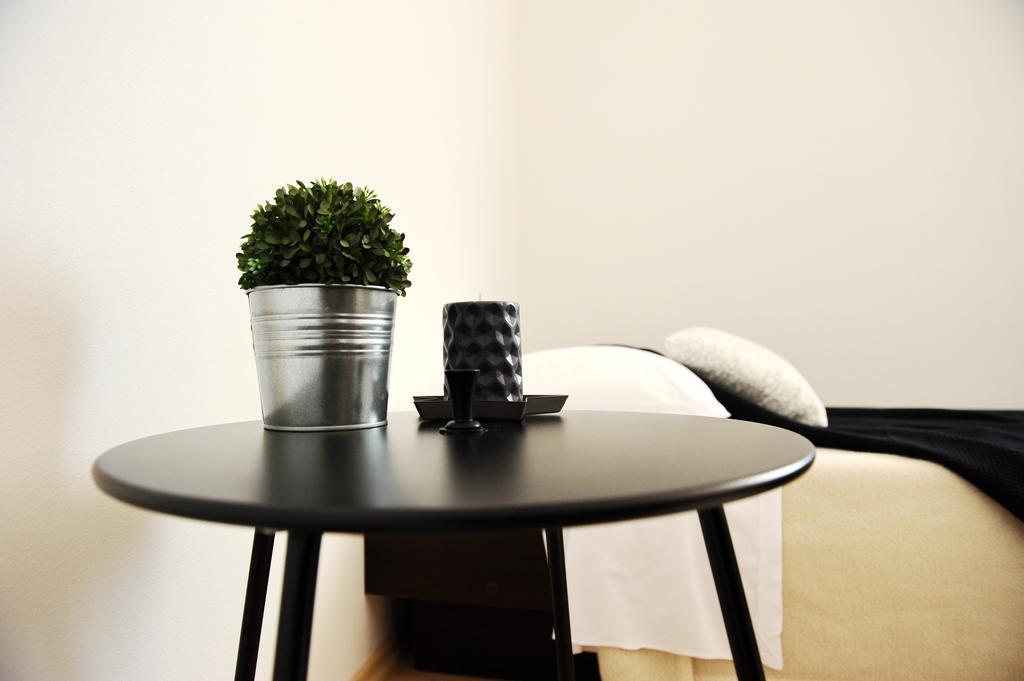 First Apartment Zadar Buitenkant foto