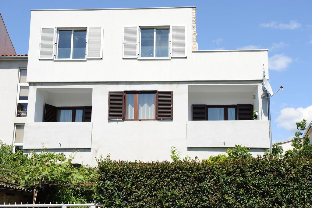 First Apartment Zadar Buitenkant foto