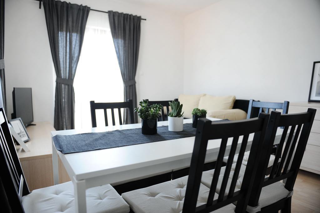 First Apartment Zadar Buitenkant foto